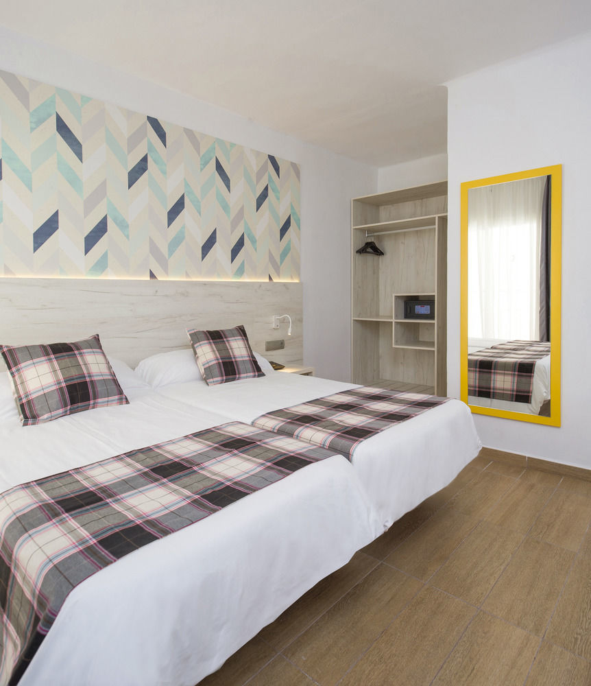 Hotel Vibra Lei Ibiza - Adults Only Екстер'єр фото